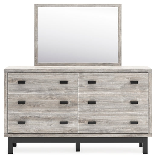 Vessalli Queen Panel Bed with Mirrored Dresser and Nightstand